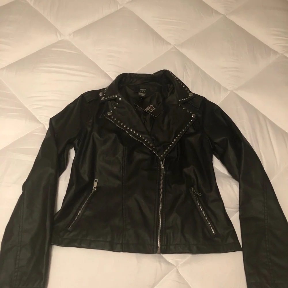 Miss Lili Small Stylish Biker Jacket - Picture 3 of 7